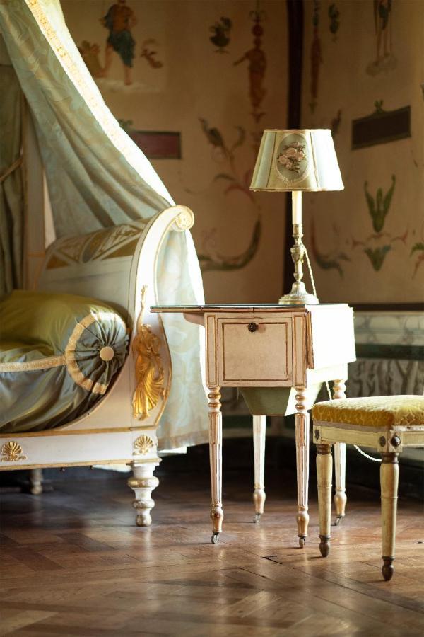 Le Chateau De Bonnemare - Bed And Breakfast Radepont ภายนอก รูปภาพ