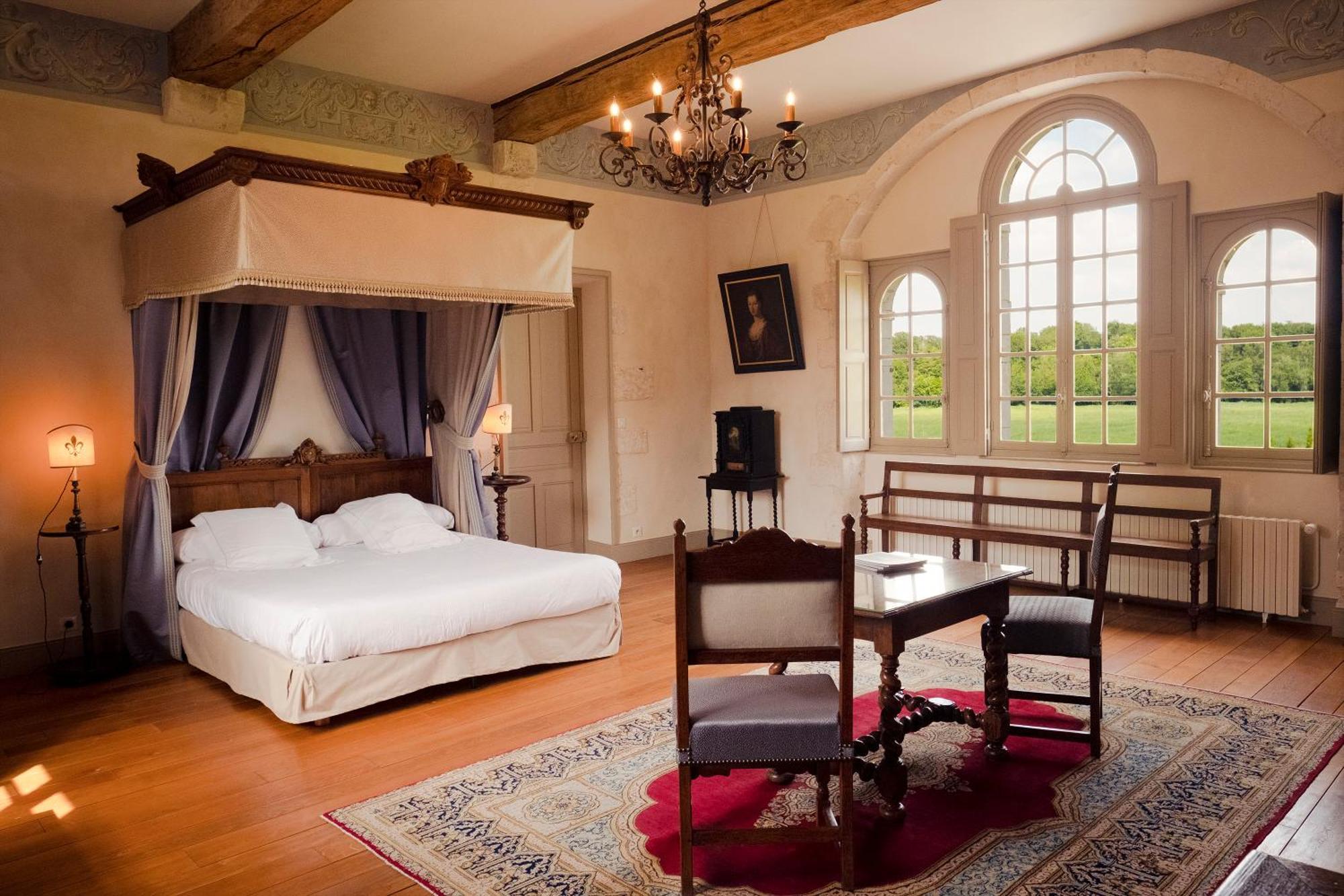 Le Chateau De Bonnemare - Bed And Breakfast Radepont ภายนอก รูปภาพ