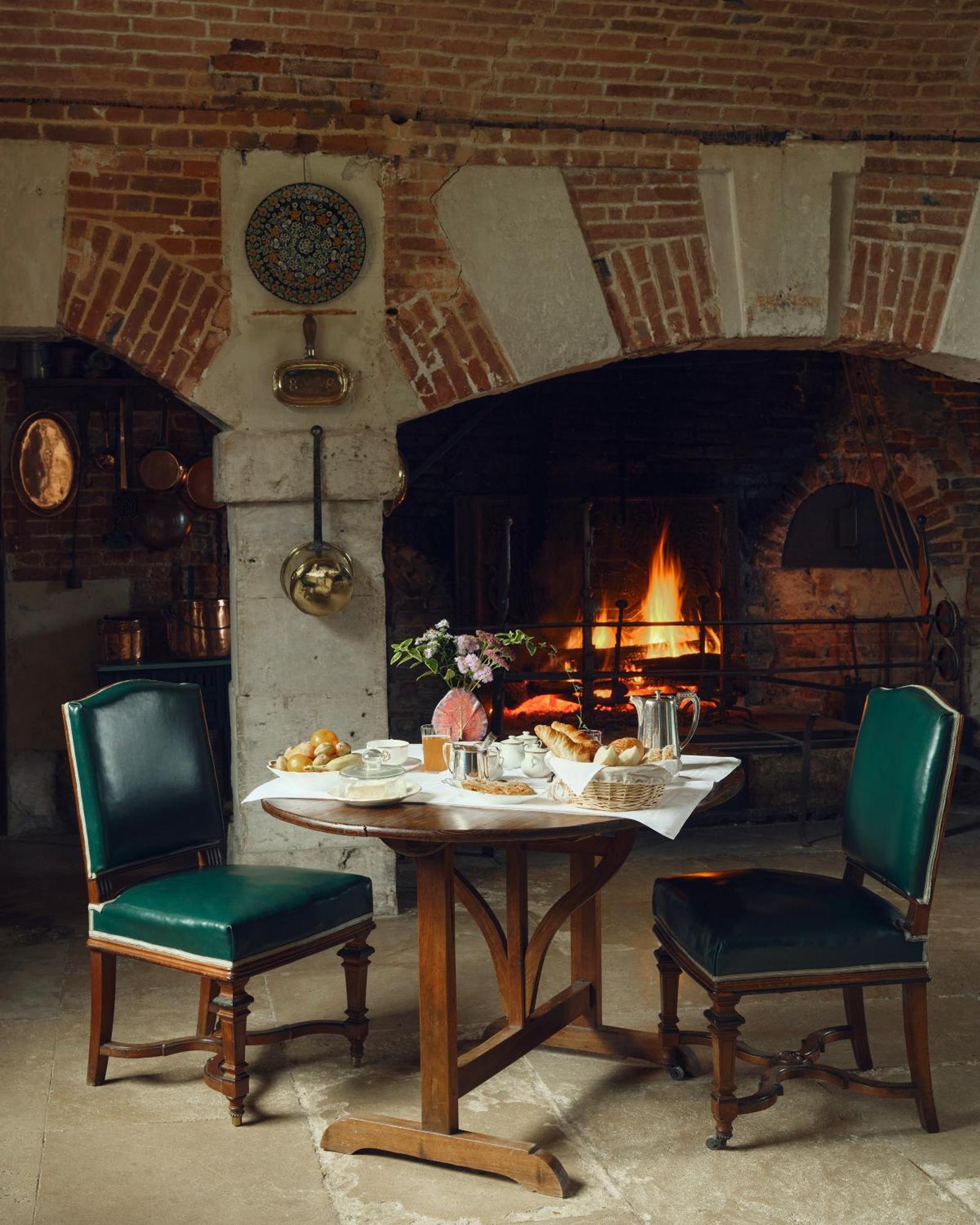 Le Chateau De Bonnemare - Bed And Breakfast Radepont ภายนอก รูปภาพ