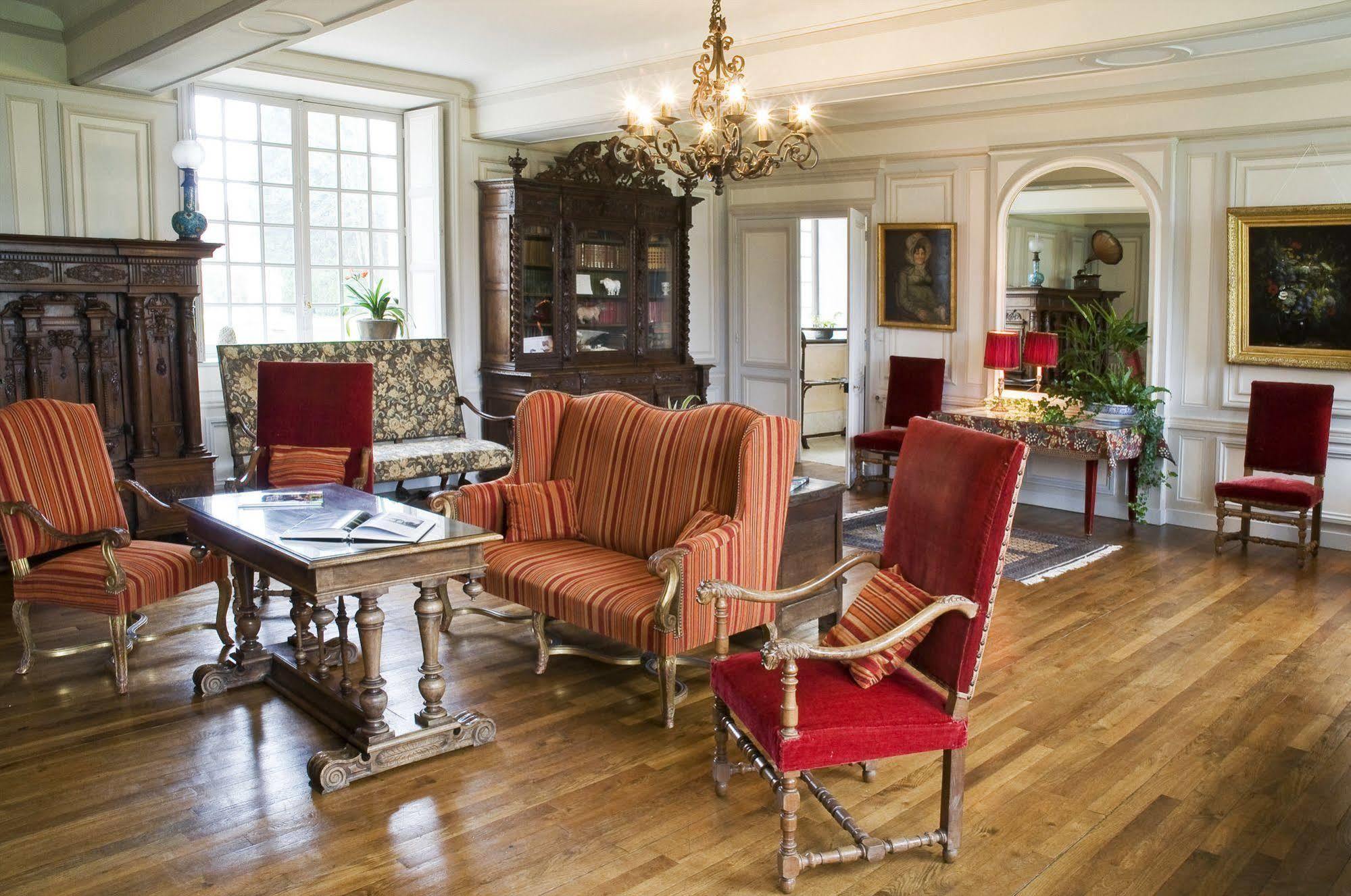 Le Chateau De Bonnemare - Bed And Breakfast Radepont ภายนอก รูปภาพ