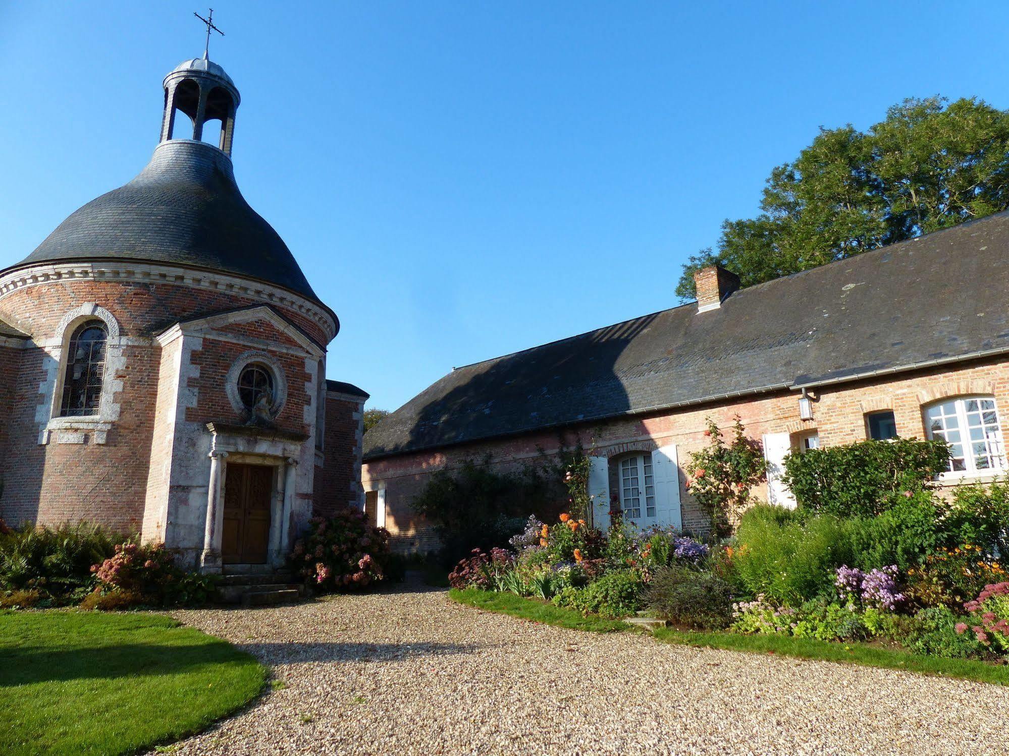 Le Chateau De Bonnemare - Bed And Breakfast Radepont ภายนอก รูปภาพ