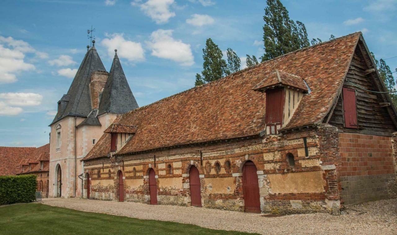 Le Chateau De Bonnemare - Bed And Breakfast Radepont ภายนอก รูปภาพ
